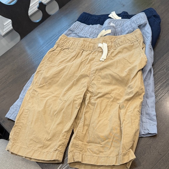 Set of 3 Children’s Place 12 Kids Casual Shorts Set - Tan, Grey, and Navy - Picture 1 of 10